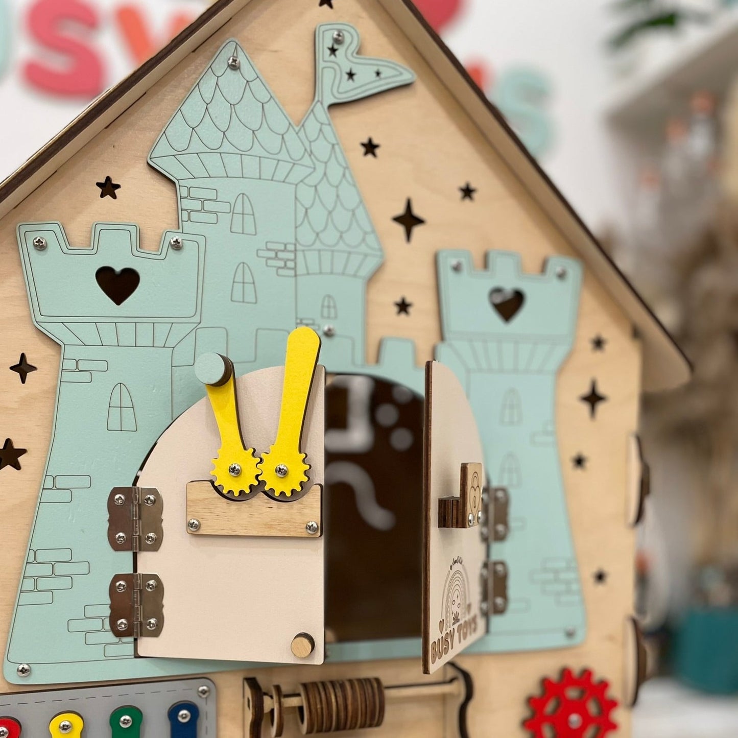 Busy HOUSE